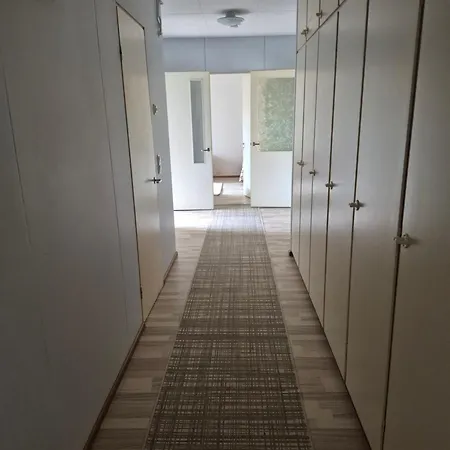 Omakotitalo Kiteellae Сasa de vacaciones *
